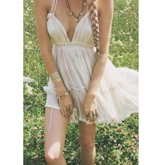 Boho Backless V Halter Swiss Dot Mini Dress Cream - Picture 4 of 11